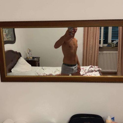 _damien_hot MYM
