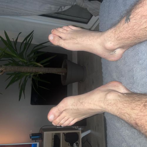 _men_feet31 MYM