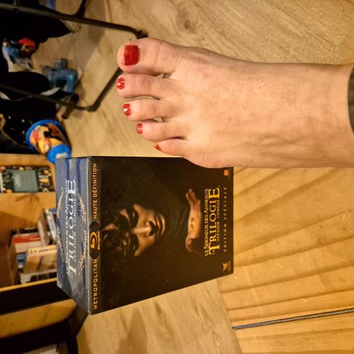 Thehobbitfoot MYM