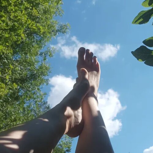 Auroreoutfeet MYM