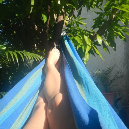 Happy_feet_free MYM