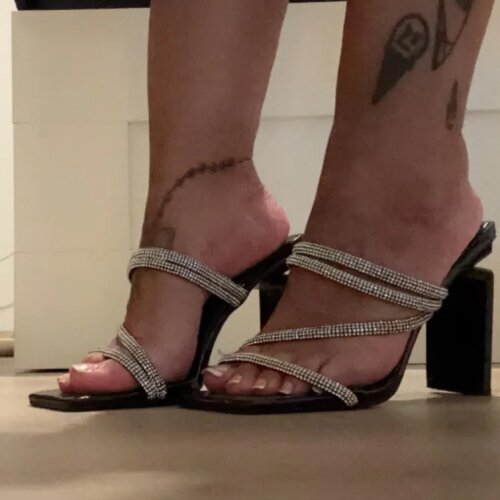 Pieds3104 MYM
