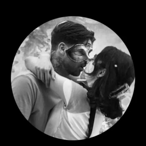 Erosvenuscouple_ MYM