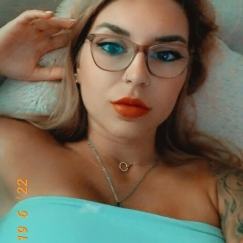 Nos_petits_pieds MYM