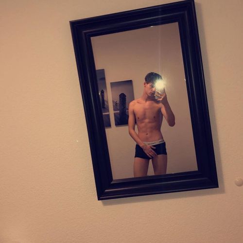 Johnny_dicksen MYM