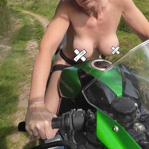 A-milfgrosseins-pornochicsex-cougartopless mym