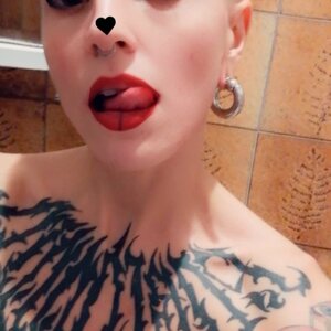 Acd_queen mym