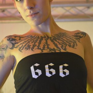 Acd_queen mym