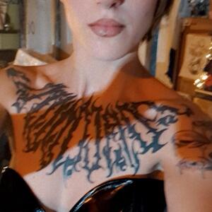 Acd_queen mym