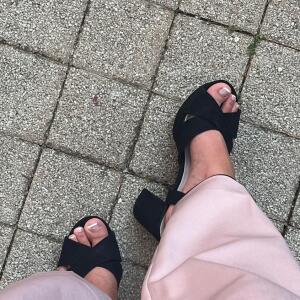 Adorable_feet mym
