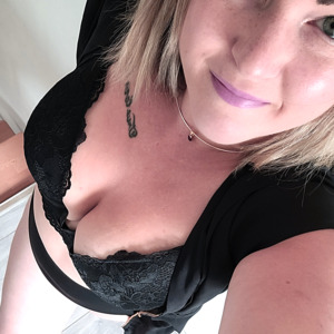 Aiimelyne_ mym