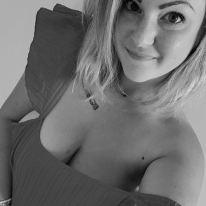Aiimelyne_ mym
