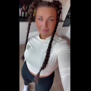 Aleeeeena_official mym