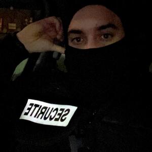 Alex_wild mym