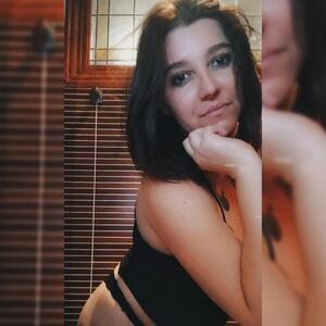 Alexoue_b mym