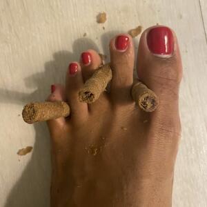 Alhana_feet mym