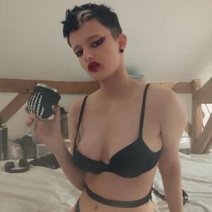 Alice_compagny mym