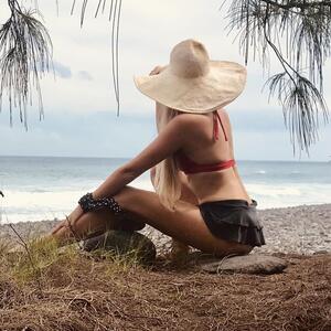 Alice_davidson mym