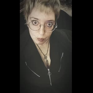 Alice_in_horror_wonderland mym
