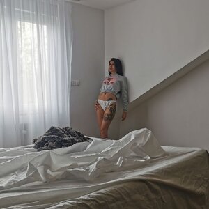 Alya_cash_x mym