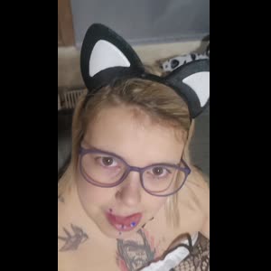 Alyson_hot mym