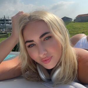 Amanda_ries mym