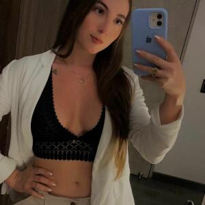 Amber_scarlett mym