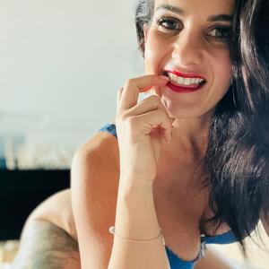Amystone_off mym