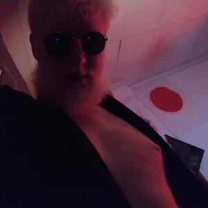 An_devil_albinos mym