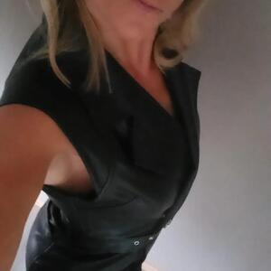 Ana_devil mym
