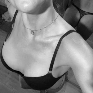 Ana_devil mym