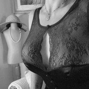 Ana_devil mym