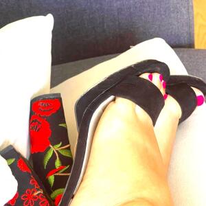 Ana_feetlovers mym