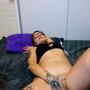 Ana_luxx mym