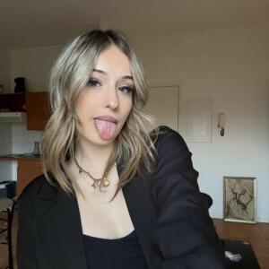 Anaxvi mym