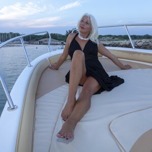 Angelika_blueyes mym