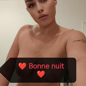 Angelina_25 mym