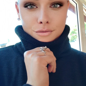 Angelina_25 mym