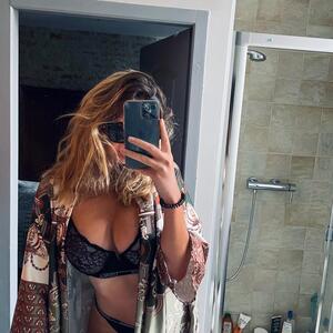 Anna_private mym