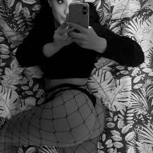 Annaamber mym