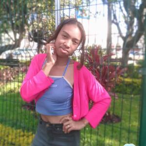 Annaelle_j mym