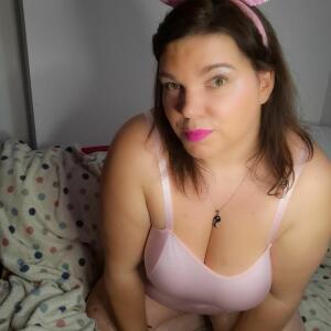 Annalusciouscurves mym