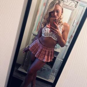 Ashley_officiel02 mym