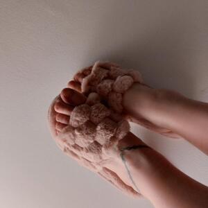 Autumns_feet_ish mym