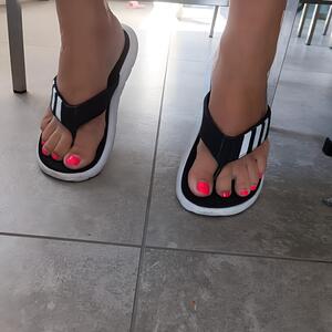 Aux_pieds_d_ali mym