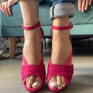 Aux_pieds_de_c mym