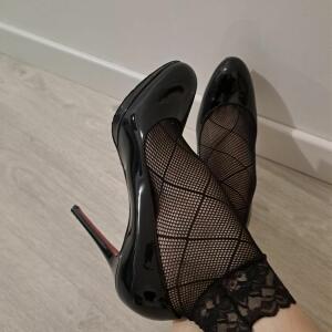 Badladysexyfeet mym