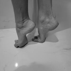 Barbiegirl_pieds mym