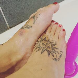 Basic_feet_fetish mym