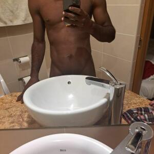Big_d9one mym